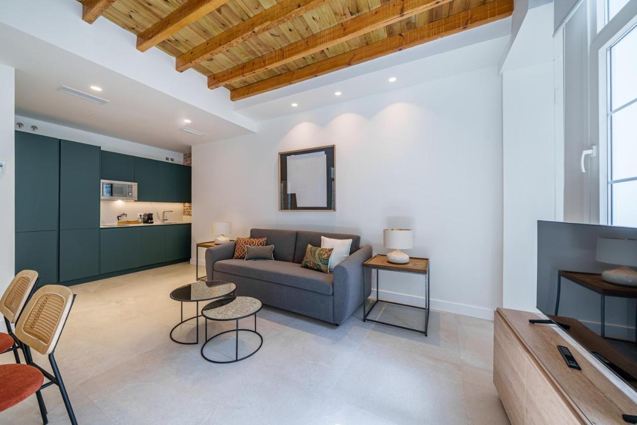 Homely Malaga Mariblanca 17, Vegafuente Apartments Kültér fotó